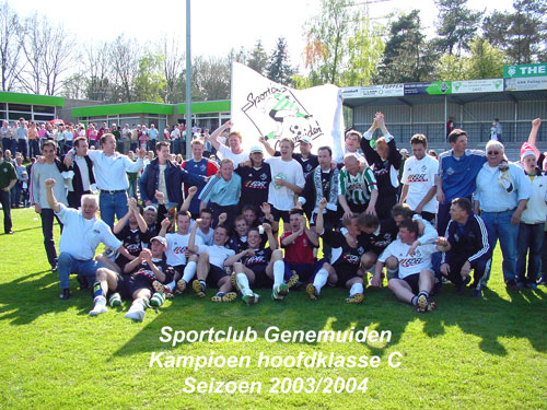 Het kampioensteam van Sportclub Genemuiden